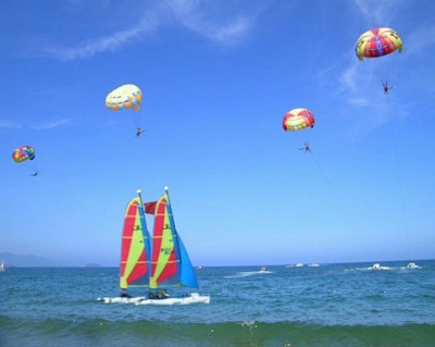 Dù Lượn Ở Nha Trang – Chinh Phục Bầu Trời Bao La Dù Lượn Ở Nha Trang – Chinh Phục Bầu Trời Bao La