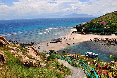 Ghé đảo Yến tại Nha Trang trải nghiệm du lịch kiểu mới Ghé đảo Yến tại Nha Trang trải nghiệm du lịch kiểu mới