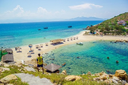 Đảo Yến - Độc Đáo Bãi Tắm Đôi Duy Nhất Ở Việt Nam