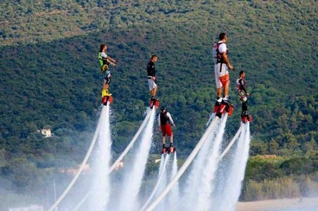 Hấp Dẫn Trò Chơi Mạo Hiểm Flyboard Tại Nha Trang Hấp Dẫn Trò Chơi Mạo Hiểm Flyboard Tại Nha Trang