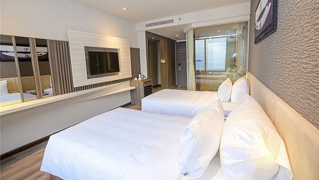 Khách sạn Alana Nha Trang Beach