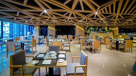 Khách sạn Alana Nha Trang Beach