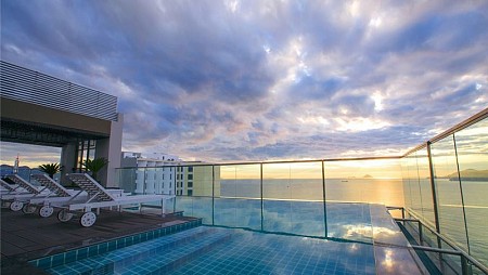 Khách sạn Alana Nha Trang Beach