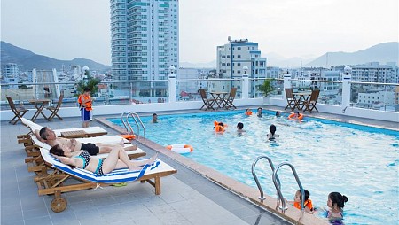 Khách sạn Happy Light Nha Trang