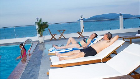 Khách sạn Happy Light Nha Trang