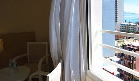 Khách Sạn Nhị Phi Nha Trang