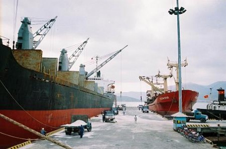 Khánh Hòa: Tăng Cường Kiểm Tra Trọng Tải Xe Khi Đi Qua Cảng Biển Khánh Hòa: Tăng Cường Kiểm Tra Trọng Tải Xe Khi Đi Qua Cảng Biển