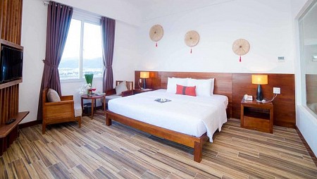 Khu Phức Hợp Nghỉ Dưỡng Và Khách Sạn The Light