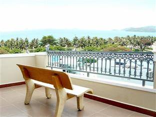 Nice Hotel Nha Trang