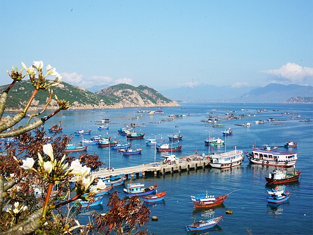 Chương trình Biển Nha Trang - Vinpearl Land 5N4D Ghép Đoàn
