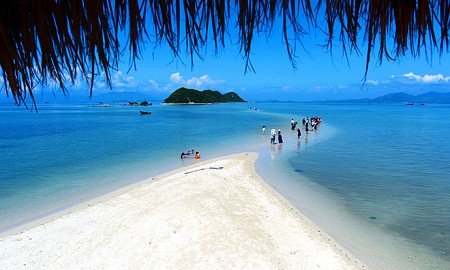 chương trình Nha Trang 1 Ngày: KHÁM PHÁ ĐIỆP SƠN - CON ĐƯỜNG GIỮA BIỂN