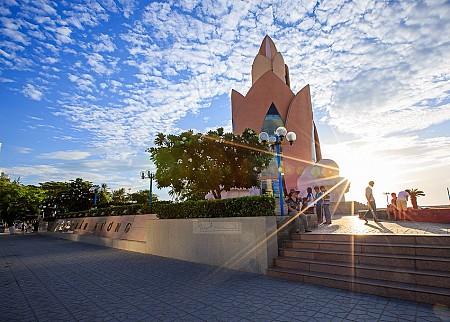 Chương trình Nha Trang - Vinpearl land 4 Ngày 3 Đêm