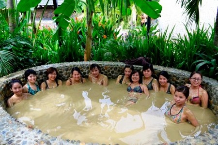 Chương trình 3 Ngày 2 Đêm Từ Hồ Chí Minh