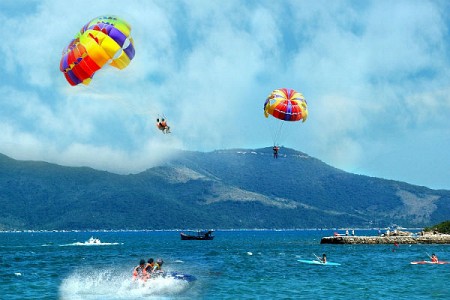 chương trình Vinpearl Land khởi hành từ Hà Nôi (Chưa Bao Gồm Vé Máy Bay)