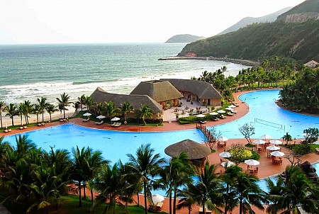 chương trình HỒ CHÍ MINH - NHA TRANG - VINPEARL LAND THÁNG 10, Tháng 11 (BAO GỒM VÉ MÁY BAY)