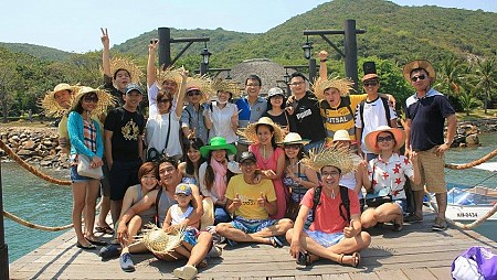 VNT 40 HN/TP.HCM - Nha Trang - Thác Yangbay - 4 Đảo - Vinpearl Land- Tắm Bùn 4 Ngày 3 Đêm