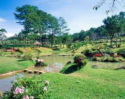 VNT 17.  Danh Thắng Phố Biển Nha Trang