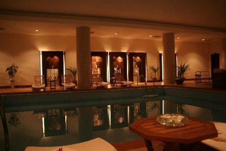 Vinpearl resort and spa (Deluxe building)