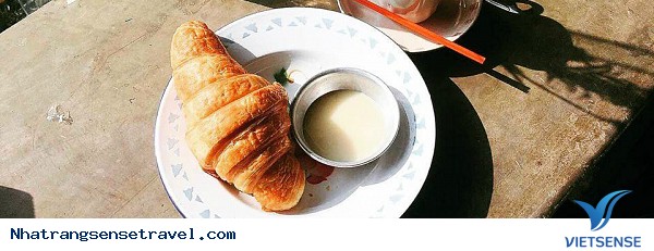 Cộng Cafe Đổ Bộ Phố Biển Nha Trang