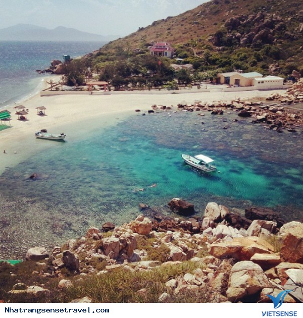 Hòn Nội Đảo Yên - Đẹp Ấn Tượng Với Bãi Tắm Đôi - Ảnh 6