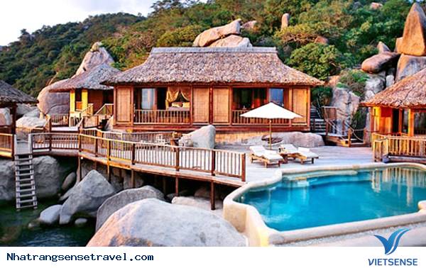 Tháng 7 biển vẫy gọi những điểm đến đẹp như mơ tại Nha Trang - Ảnh 3 Tháng 7 biển vẫy gọi những điểm đến đẹp như mơ tại Nha Trang - Ảnh 3