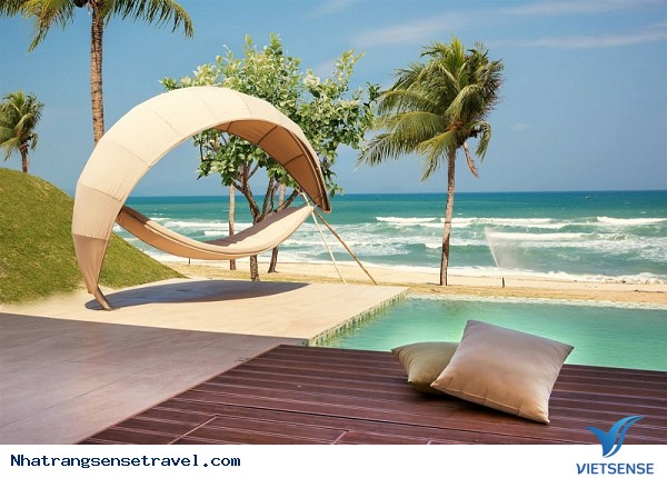 Tháng 7 biển vẫy gọi những điểm đến đẹp như mơ tại Nha Trang - Ảnh 2 Tháng 7 biển vẫy gọi những điểm đến đẹp như mơ tại Nha Trang - Ảnh 2