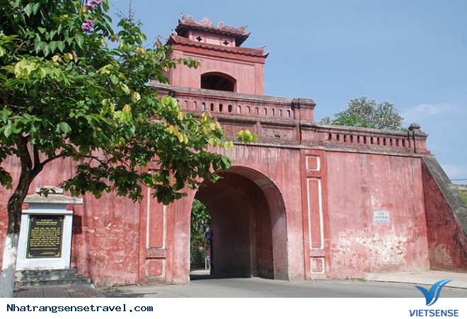 Thành cổ Diên Khánh: