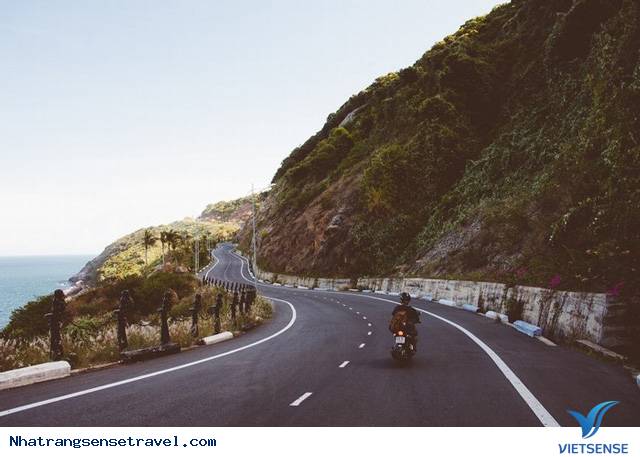 Lang thang dọc những cung đường ven biển bằng xe máy