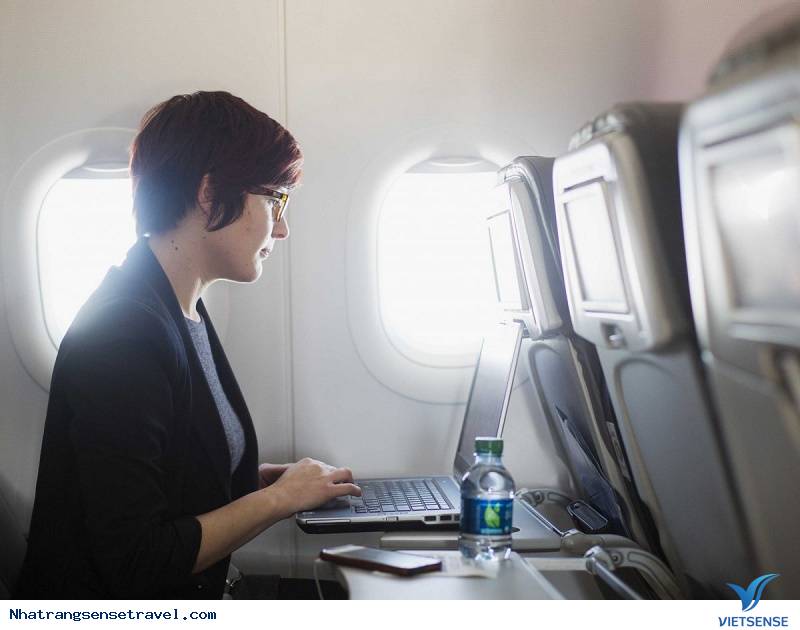 12 Lời Khuyên Nhỏ Giúp Bạn Đảm Bảo Sức Khỏe Khi Đi Máy Bay - Ảnh 4