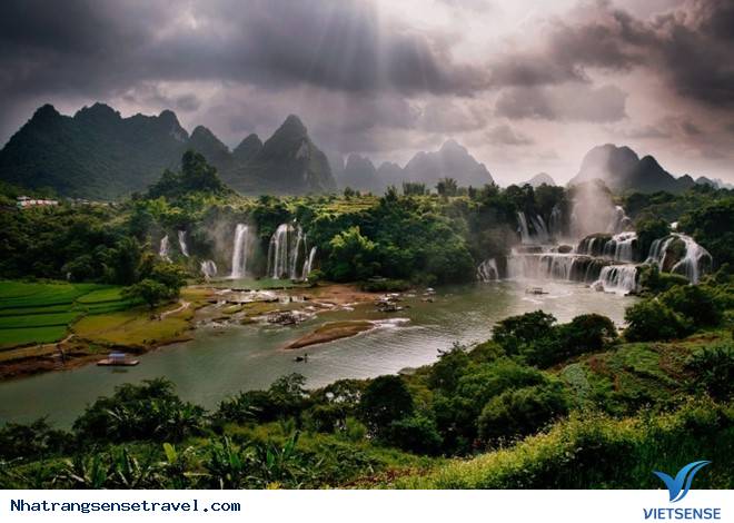 8 Điểm Đến Ưa Thích Của Người Nước Ngoài Khi Đến Việt Nam - Ảnh 3