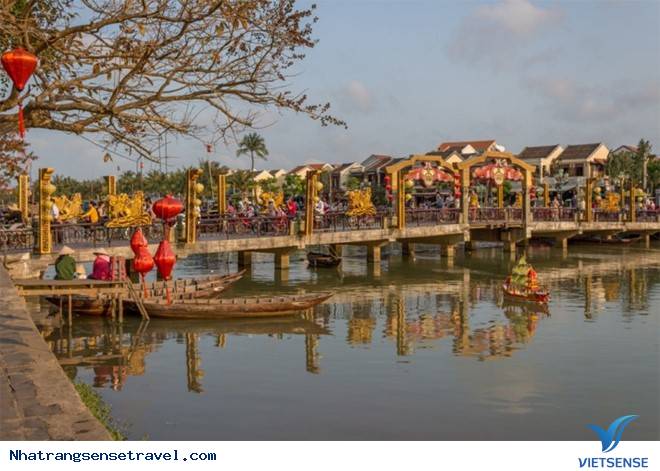 8 Điểm Đến Ưa Thích Của Người Nước Ngoài Khi Đến Việt Nam - Ảnh 4