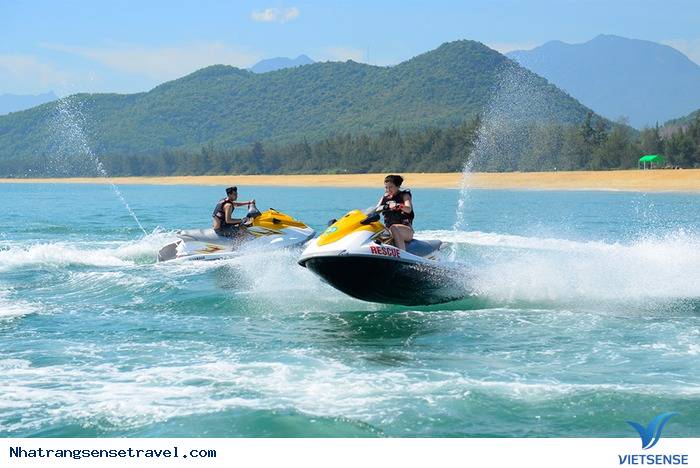 Các hoạt động ngoài trời trên biển - Ảnh 2 Các hoạt động ngoài trời trên biển - Ảnh 2