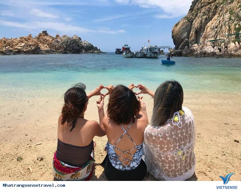 Checkin sống ảo trên những chiếc cầu tựa vách đá