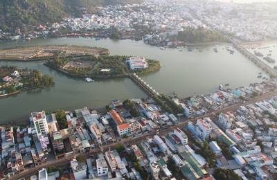 Chùm Ảnh Thành Phố Nha Trang Xinh Đẹp Từ Trên Cao - Ảnh 10 Chùm Ảnh Thành Phố Nha Trang Xinh Đẹp Từ Trên Cao - Ảnh 10