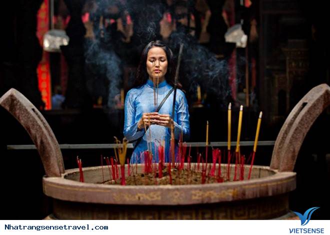 Tà Áo Dài Việt Nam