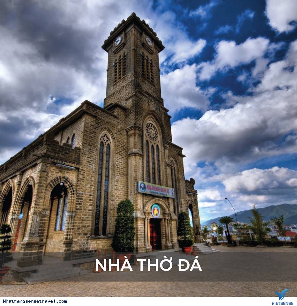 NHÀ THỜ ĐÁ NHÀ THỜ ĐÁ