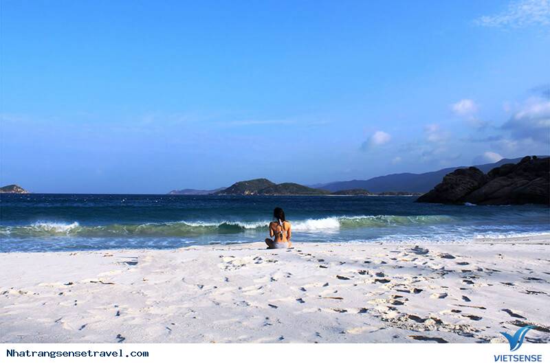 Ghé thăm bãi Bồ Đề trên đảo tôm hùm - Ảnh 2