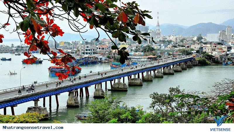 Giới thiệu về Cầu Xóm Bóng