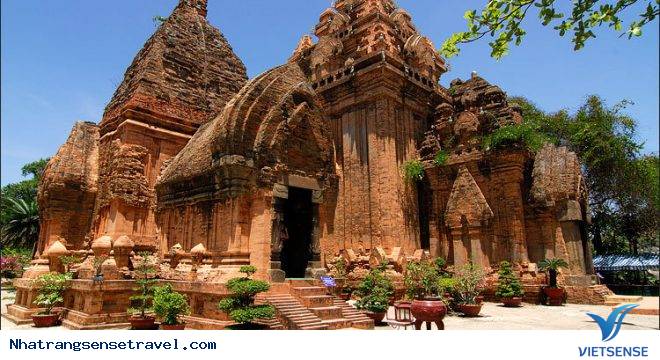 Khai Mạc Lễ Hội Tháp Bà Ponagar 2014 - Ảnh 2