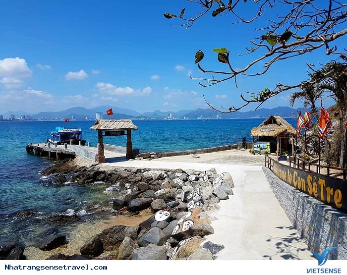 Khu du lịch con sẻ tre