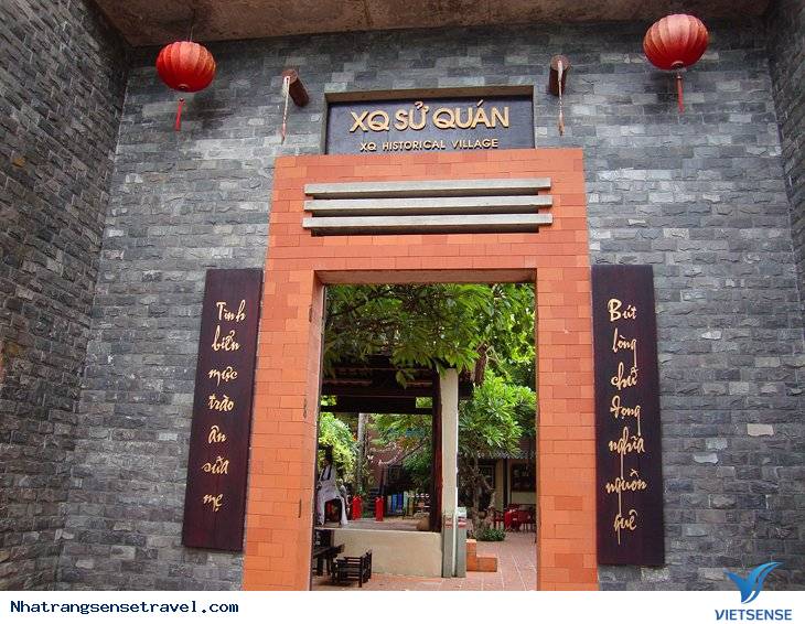 Làng Lịch sử XQ