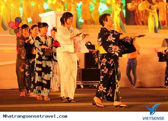 Lễ Hội Đường Phố Nha Trang – Biển Gọi Giữa Lòng Nha Trang Sôi Động9 Lễ Hội Đường Phố Nha Trang – Biển Gọi Giữa Lòng Nha Trang Sôi Động