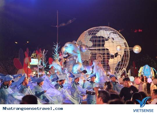 Lễ Hội Đường Phố Nha Trang – Biển Gọi Giữa Lòng Nha Trang Sôi Động8 Lễ Hội Đường Phố Nha Trang – Biển Gọi Giữa Lòng Nha Trang Sôi Động