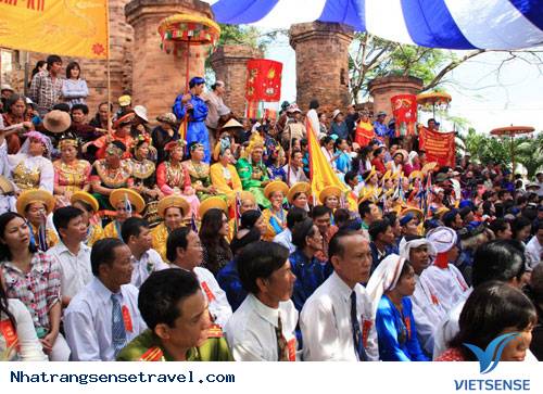 Lễ hội Tháp Bà - Pô Nagar - Ảnh 1