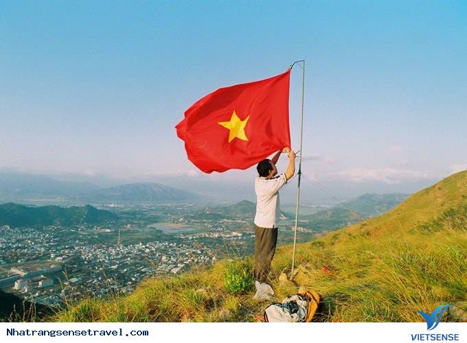 Lên Đỉnh Cô Tiên Thưởng Ngoạn Toàn Cảnh Thành Phố Biển Nha Trang - Ảnh 1