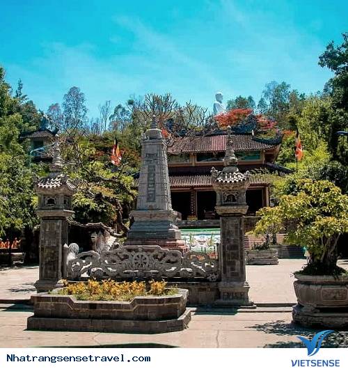 Một số địa danh nổi tiếng khác - Ảnh 2