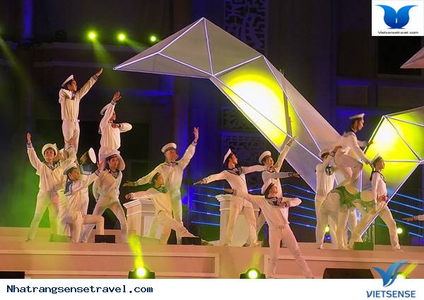 Náo Nhiệt Chương Trình Yến Sào Khánh Hòa Với Biển Đảo Quê Hương - Ảnh 2 Náo Nhiệt Chương Trình Yến Sào Khánh Hòa Với Biển Đảo Quê Hương - Ảnh 2