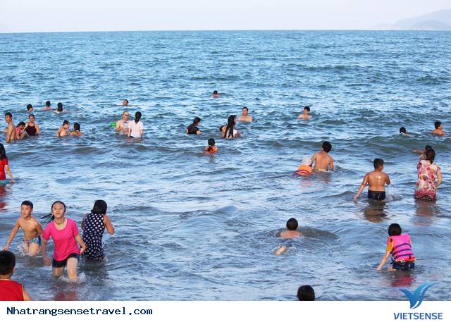 Nha Trang Đông Nghịt khách thăm quan 2 Ngày Lễ 30/4 - 1/5 - Ảnh 8 Nha Trang Đông Nghịt khách thăm quan 2 Ngày Lễ 30/4 - 1/5 - Ảnh 8