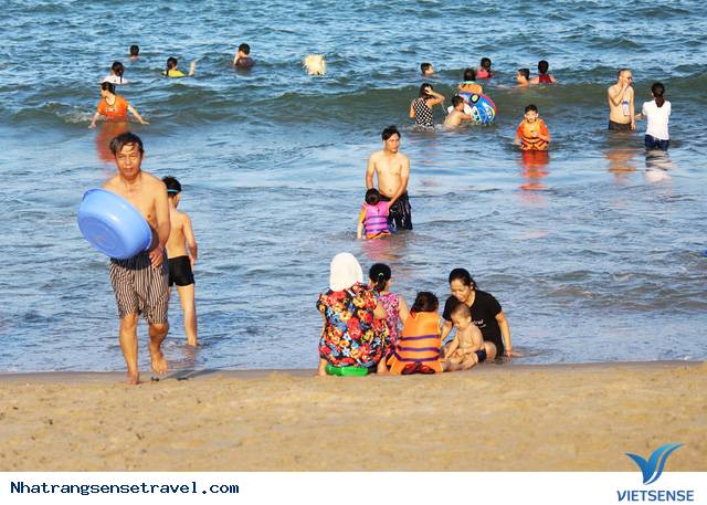 Nha Trang Đông Nghịt khách thăm quan 2 Ngày Lễ 30/4 - 1/5 - Ảnh 5 Nha Trang Đông Nghịt khách thăm quan 2 Ngày Lễ 30/4 - 1/5 - Ảnh 5