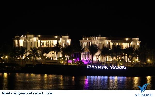 Nha Trang Tổ Chức Lễ Hội Hoa Đăng Bên Dòng Sông Cái - Ảnh 1 Nha Trang Tổ Chức Lễ Hội Hoa Đăng Bên Dòng Sông Cái - Ảnh 1